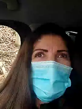 Snapshot of sansan2411 chatting on January 2025 12:18:01 PM sansan2411 online show from January 2025 12:18:01 PM