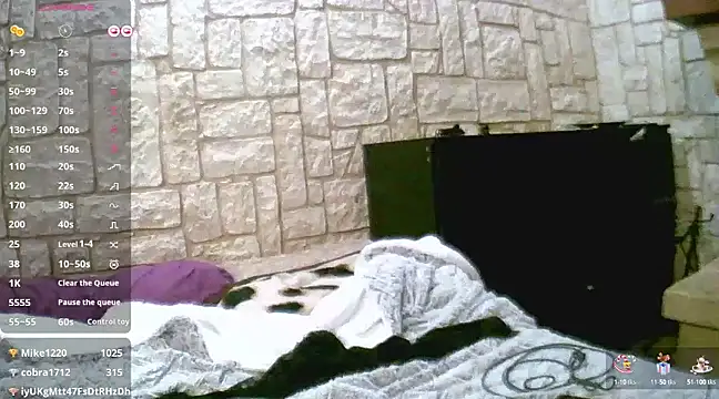 Snapshot of sansan2411 chatting on February 2025 12:40:02 AM sansan2411 online show from February 2025 12:40:02 AM