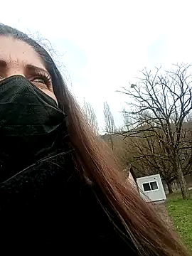 Snapshot of sansan2411 chatting on February 2025 01:41:02 PM sansan2411 online show from February 2025 01:41:02 PM