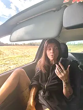 Snapshot of sansan2411 chatting on October 2025 12:02:02 PM sansan2411 online show from October 2025 12:02:02 PM