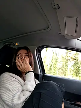 Snapshot of sansan2411 chatting on November 2025 01:00:02 PM sansan2411 online show from November 2025 01:00:02 PM