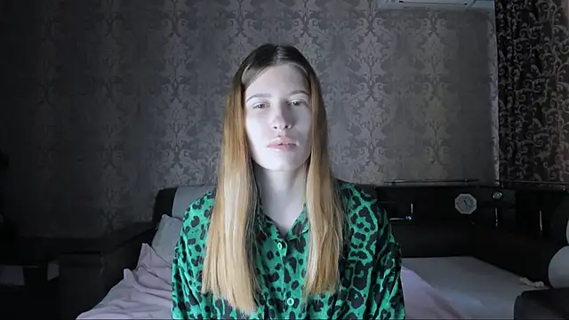 Snapshot of Agnes_Allenn chatting on October 2025 09:40:02 AM Agnes Allenn online show from October 2025 09:40:02 AM