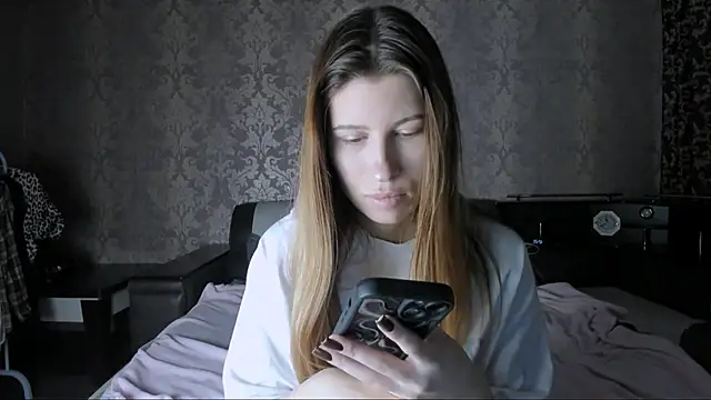 Snapshot of Agnes_Allenn chatting on October 2025 09:21:01 AM Agnes Allenn online show from October 2025 09:21:01 AM