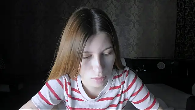 Snapshot of Agnes_Allenn chatting on October 2025 09:35:02 AM Agnes Allenn online show from October 2025 09:35:02 AM