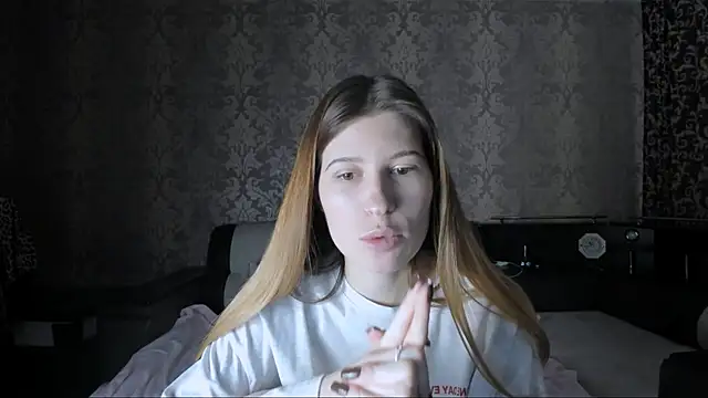 Snapshot of Agnes_Allenn chatting on October 2025 10:16:02 AM Agnes Allenn online show from October 2025 10:16:02 AM