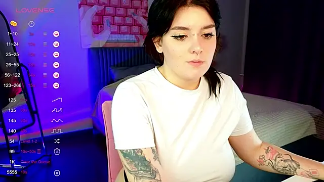 Snapshot of YumiYammy chatting on January 2025 01:39:01 AM YumiYammy online show from January 2025 01:39:01 AM