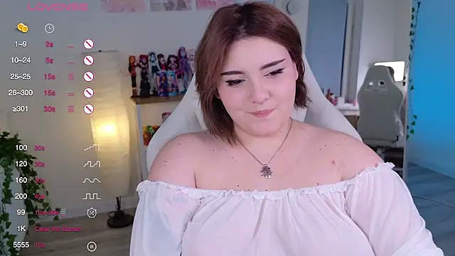 Snapshot of YumiYammy chatting on October 2025 06:50:01 PM YumiYammy online show from October 2025 06:50:01 PM