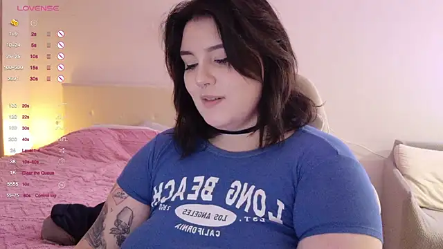 Snapshot of YumiYammy chatting on March 2026 06:11:01 PM YumiYammy online show from March 2026 06:11:01 PM