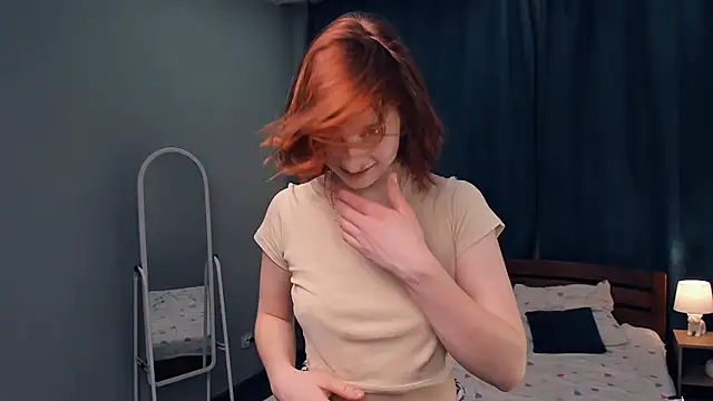 QuennaFell online show from December 2024 02:23:02 PM