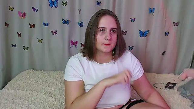 Snapshot of Phantommira chatting on January 2025 09:46:02 PM Phantommira online show from January 2025 09:46:02 PM