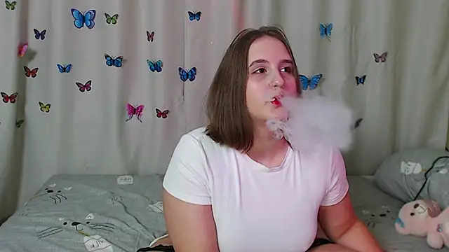 Snapshot of Phantommira chatting on January 2025 07:32:01 PM Phantommira online show from January 2025 07:32:01 PM