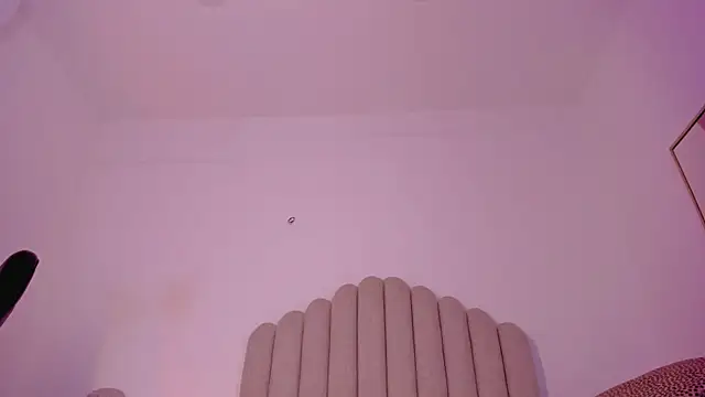 anniemartinezz online show from March 2025 05:45:01 PM