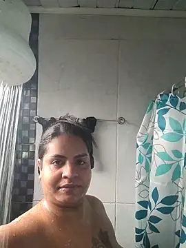 Snapshot of ppatriciarabello chatting on October 2025 05:48:02 PM ppatriciarabello online show from October 2025 05:48:02 PM