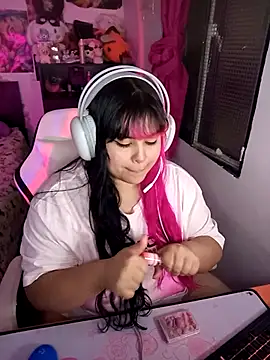 Pinky-Flower online show from April 2026 09:26:02 PM