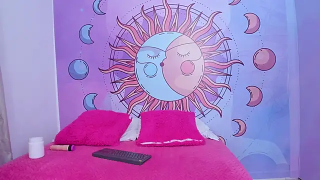 Mariana 16  online show from October 2025 07:48:02 PM