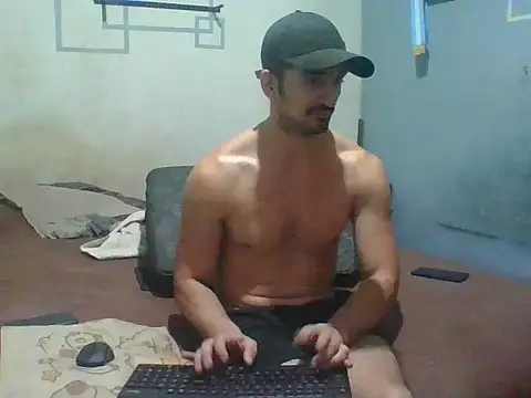 italianbighorse22 online show from February 2026 07:14:01 AM