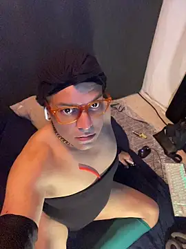 NikkelSofia online show from April 2026 08:42:01 AM