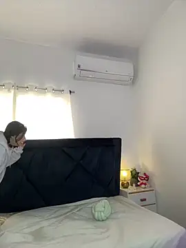 Snapshot of Lily_Woodz chatting on March 2026 07:06:02 PM Lily Woodz online show from March 2026 07:06:02 PM