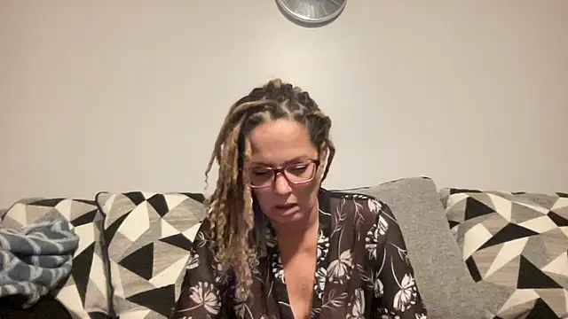 Snapshot of skarfos1babe69 chatting on December 2024 04:42:02 AM skarfos1babe69 online show from December 2024 04:42:02 AM