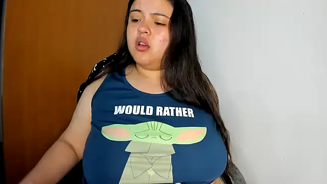 Snapshot of lizzie_c chatting on February 2025 01:11:01 AM lizzie c online show from February 2025 01:11:01 AM