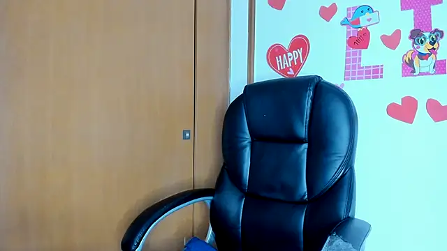 Snapshot of lizzie_c chatting on February 2025 06:10:02 PM lizzie c online show from February 2025 06:10:02 PM