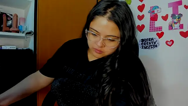 Snapshot of lizzie_c chatting on March 2025 11:35:02 PM lizzie c online show from March 2025 11:35:02 PM