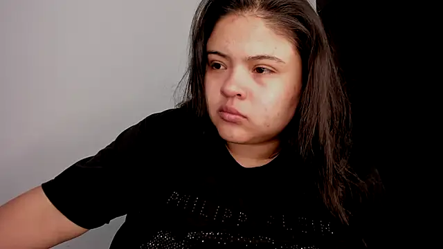 Snapshot of lizzie_c chatting on October 2025 01:53:02 PM lizzie c online show from October 2025 01:53:02 PM