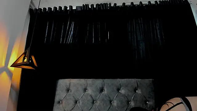 AnikaRomanoff online show from March 2025 12:23:02 PM