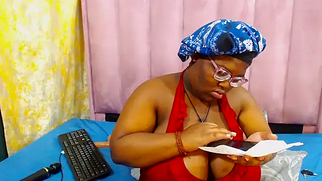 Damm Bobbies online show from May 2026 06:27:01 PM