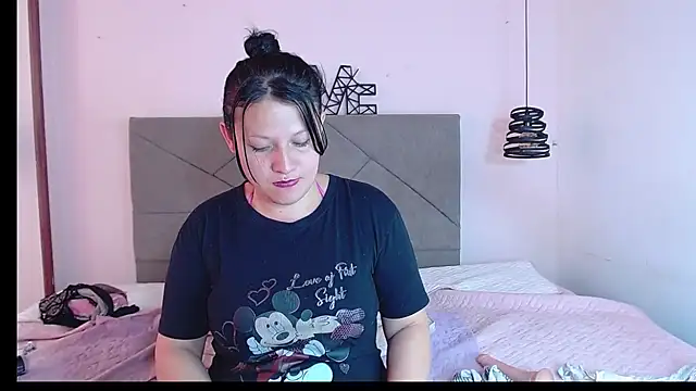 kattia bk online show from December 2024 07:05:02 PM