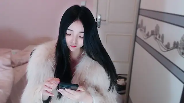 xiao-xiao-D online show from October 2025 09:17:04 AM