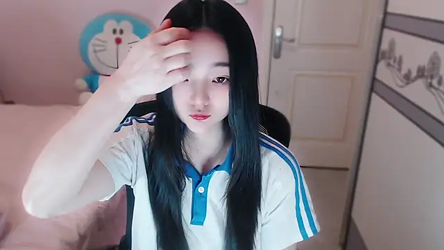 xiao-xiao-D online show from November 2025 04:56:01 AM