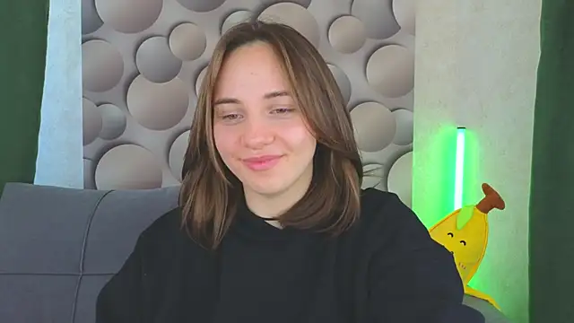 Cute smile sharon online show from February 2025 05:00:01 AM