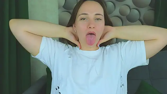 Cute smile sharon online show from September 2025 06:37:01 AM