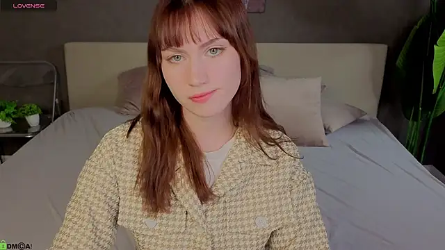 Mollly Rouge online show from November 2025 12:20:02 AM