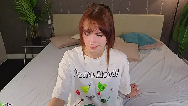Mollly Rouge online show from April 2026 12:16:02 AM