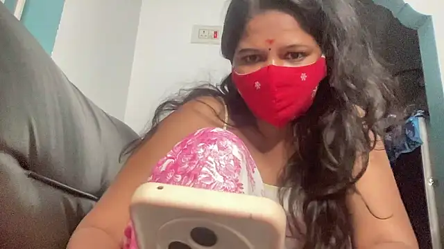 Tamil Sanjana  online show from January 2026 07:50:02 PM