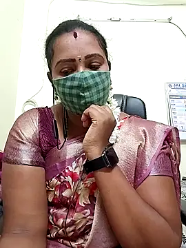 Snapshot of Tamil_angel_ chatting on February 2025 04:21:01 PM Tamil angel online show from February 2025 04:21:01 PM