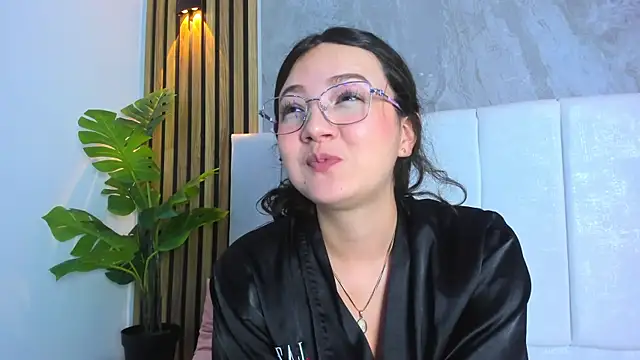 Samantha Good online show from April 2026 01:41:02 PM