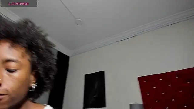 Snapshot of JhonyMiller_ chatting on February 2026 08:10:02 PM JhonyMiller online show from February 2026 08:10:02 PM