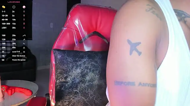 Snapshot of JhonyMiller_ chatting on March 2026 08:30:01 PM JhonyMiller online show from March 2026 08:30:01 PM