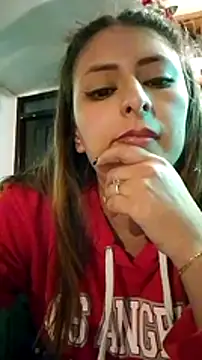 Snapshot of catalella14 chatting on January 2025 03:04:02 AM catalella14 online show from January 2025 03:04:02 AM