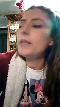 Snapshot of catalella14 chatting on February 2025 12:40:02 AM catalella14 online show from February 2025 12:40:02 AM
