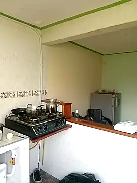 Snapshot of catalella14 chatting on March 2025 08:25:01 PM catalella14 online show from March 2025 08:25:01 PM