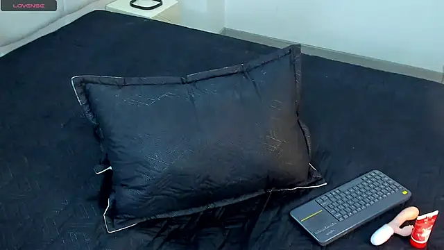 AbrilSonne online show from January 2025 10:58:02 PM