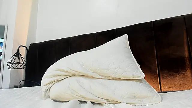 AbrilSonne online show from March 2025 04:57:02 AM