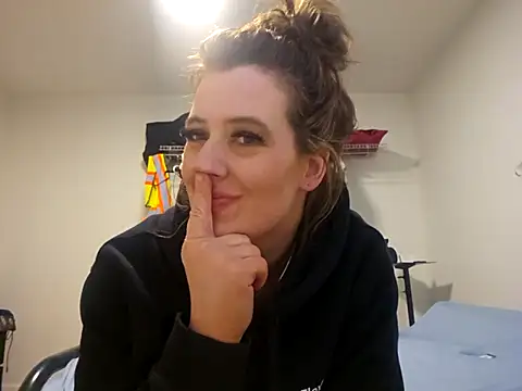 Snapshot of stunnaagirll chatting on October 2025 07:01:02 PM stunnaagirll online show from October 2025 07:01:02 PM