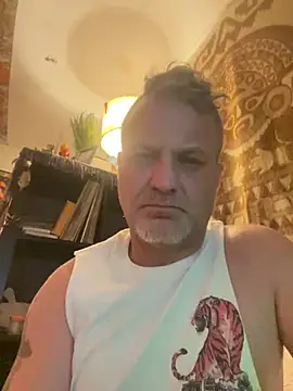 Snapshot of SilverandFox chatting on January 2025 05:31:01 PM SilverandFox online show from January 2025 05:31:01 PM