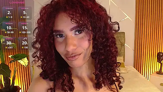 Snapshot of charlottee_white chatting on March 2026 08:10:01 PM charlottee white online show from March 2026 08:10:01 PM