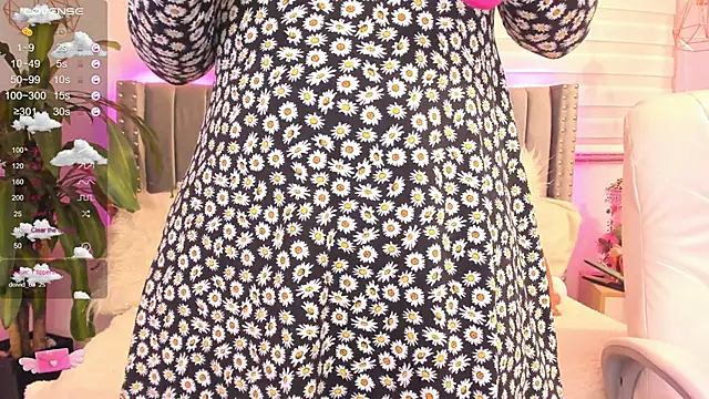 Snapshot of vanesa_moon__ chatting on January 2025 05:19:01 AM vanesa moon online show from January 2025 05:19:01 AM